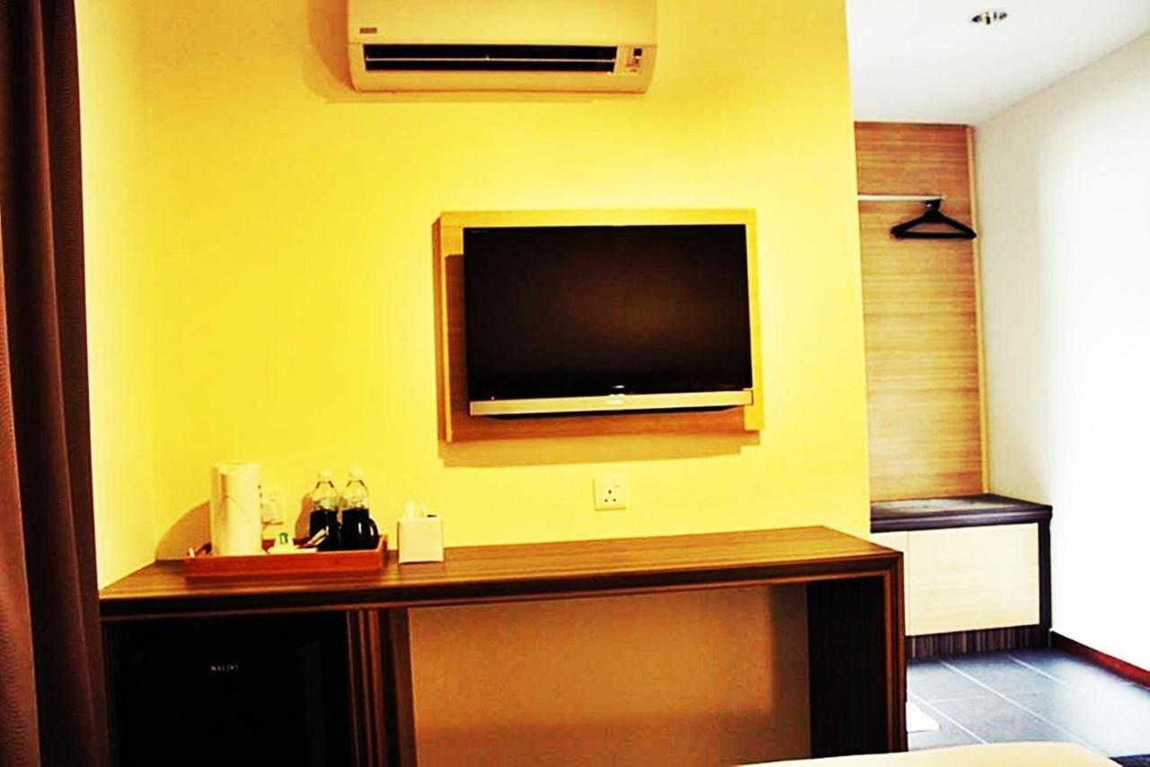 Hotel Sara'S Inn, Shah Alam Extérieur photo